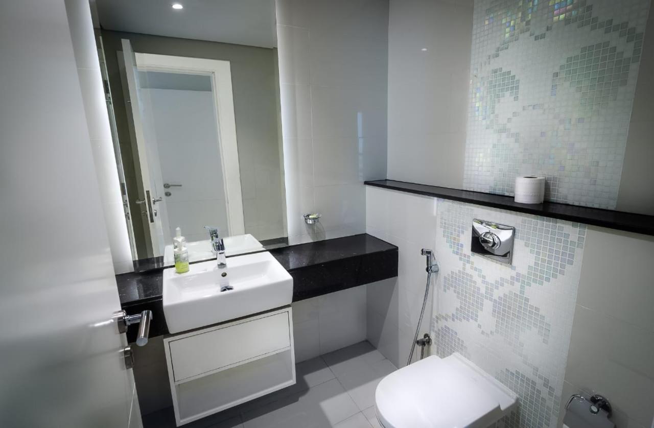 Waterfront Downtown- Damac Maison Canal View Dubaj Zewnętrze zdjęcie